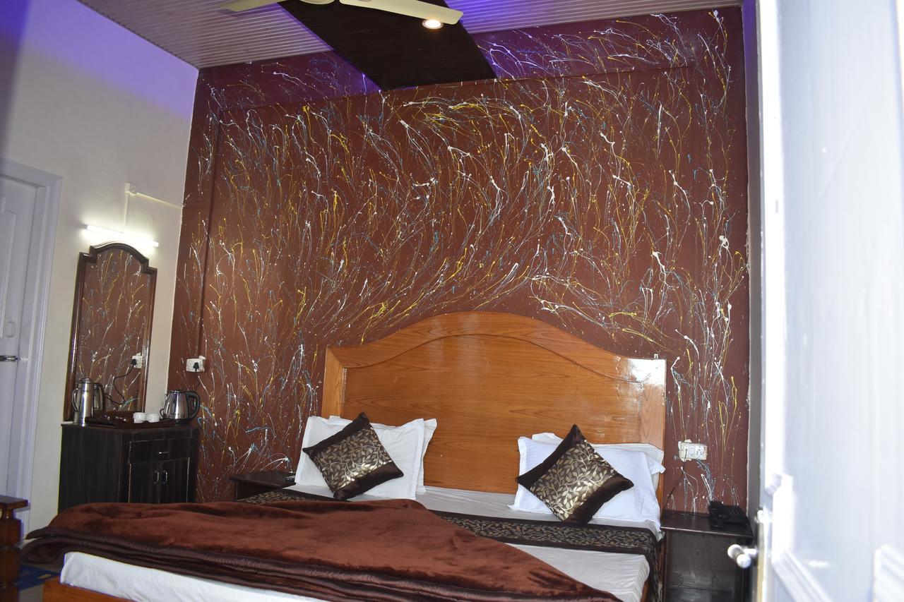 Hotel Akanksha Anand Plaza Mussoorie Dış mekan fotoğraf